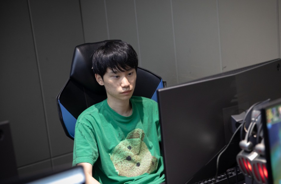 Doinb新星势不可挡表现惊艳，湖人未来可期！